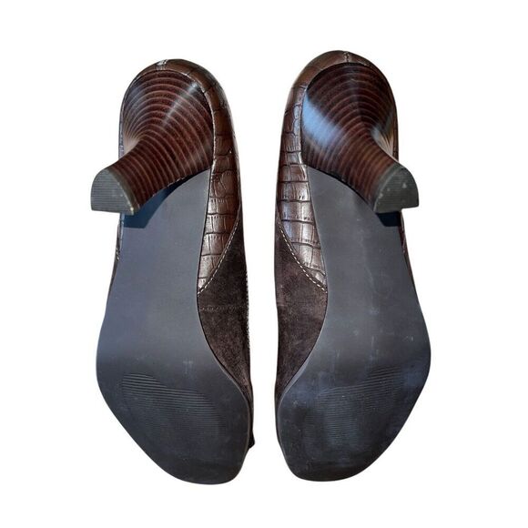 Bandolino chocolate Nubuck Heel Women’s Size 10 New with Box - Picture 8 of 11